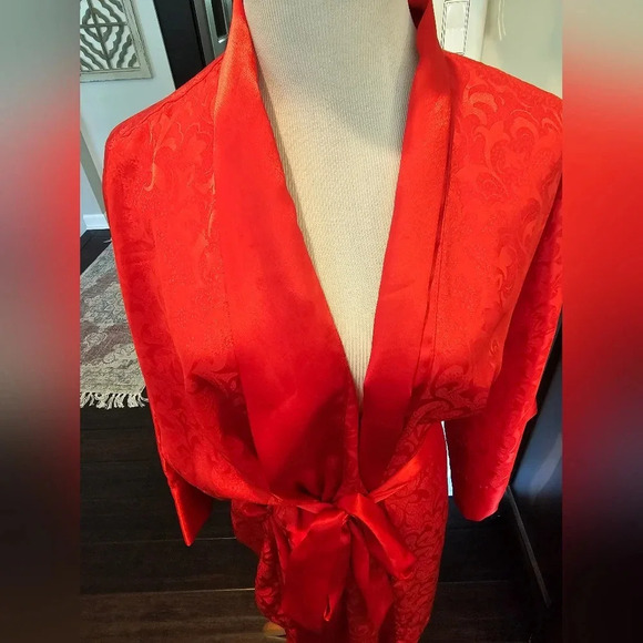 Victoria's Secret Gold Label Vintage Red Kimono Robe with belt and pockets - Picture 6 of 10